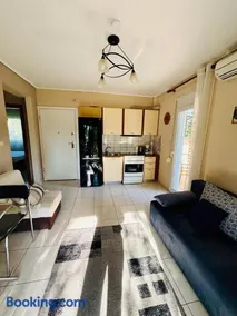 Sunny Family Apartment - Image 3