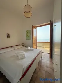 Panoramic apartment in Gliaca di Piraino - Image 1