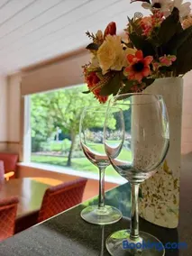 Riverwood Cottage, accessible accommodation - Image 2