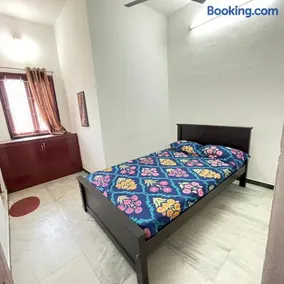 WHITE HOUSE - 3BHK Elegant Apartment - Image 3