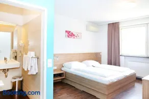 Hotel - Restaurant Valley Rose - Image 2
