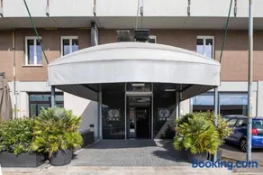 Tiby Hotel - Image 5