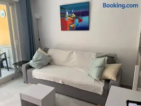 Les Lavandiers appartement rénové totale avec climatisation - Image 2