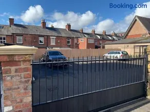 2 bed flat in the heart of Leek - Image 5