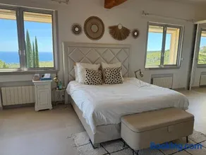 Paradise in CASSIS - Image 2
