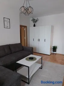 Riverview apartment - Image 2