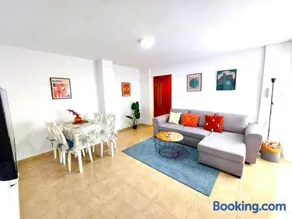 APARTAMENTO BIEN SITUADO CON PARKING - Image 3