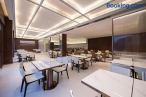 Atour X Hotel Guangzhou Baiyun International Airport Renhe Station - Image 3