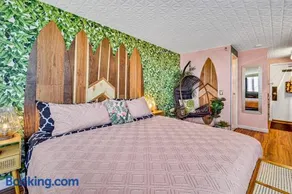 Ocean View Prime Location Surfer Studio With Parking - Image 4
