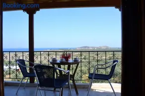 Dimitras House - Image 2