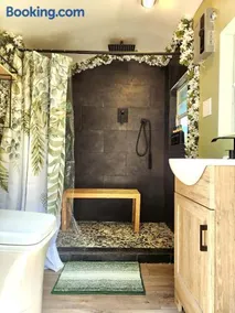 Evergreen Escape - Image 2