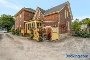 Loyalist Lofts - Image 4