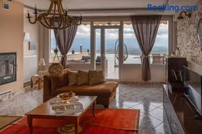 Vai Guesthouse Neraida - Image 4