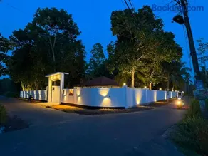 Joy Junction Denipitiya - Image 2