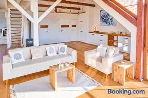 Lichtdurchflutetes Traum-Loft mit Panoramablick - Image 2