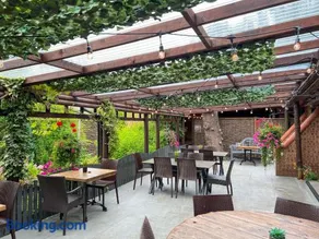 Enchanted Lodge Great Ayton with hot tub and onsite bistro - Image 4