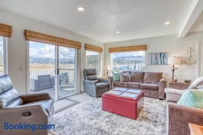 Coastal River Haven - Meredith Lodging - Image 4