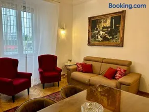 Citylife brand new luxury art apartment - Image 1