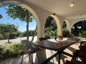 House Luna - Image 5