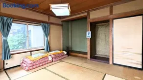 A traditional Japanese house located at the foot of the Northern Alps One Little Sheep's House - Image 2