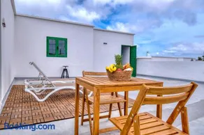 NoPasaNada Tu casa en Lanzarote - By Lanzarote Vacation Homes - Image 1