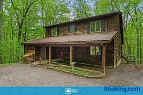 Coolfont Cabin: Huge Deck, Grill, 10 Mins to Town! - Image 1