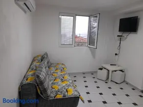Apartments 64 - Image 1