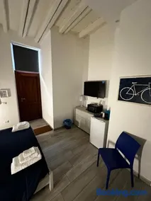 LB Home - Image 2