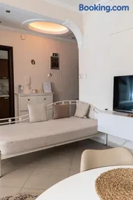 Arya Guesthouse - Image 4