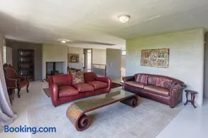 Red Box Villa - Image 5
