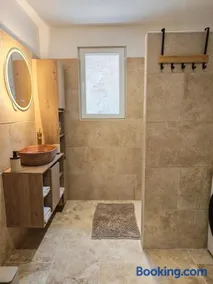 Gite chez Costou - jacuzzi inclus - Image 3