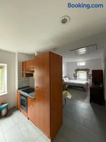 House Mohar - Image 1