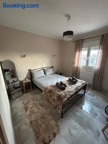 Elysian Apartments - Image 1
