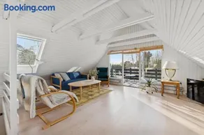 Peaceful Holiday Home Near Beach And Nature - Image 2