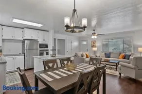 Family-Friendly 4BR Home Near Deer Valley Sleeps 8 - Image 2