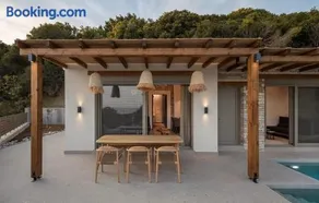 Villa Vrachos luxury Living - Image 1