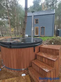 UrszuLove - dom na wyłączność z jacuzzi, blisko jeziora - Image 1