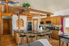 Fern and Pine 4BR Retreat by Lake w Deck - Image 3