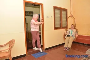 Siva Guest House - Image 5