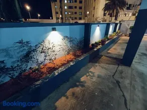 Superior Single Room with Balcony - Image 5
