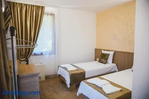 Стаи за гост Хит Хаус и СПА - Image 3