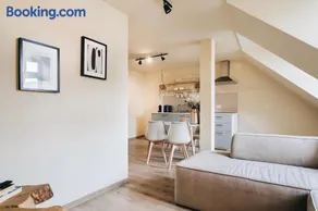 Panorama Apartment mit Aufzug & Bergblick - Image 3