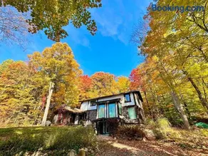 Nature Retreat w/ Sunroom Gazebo - Image 4