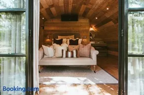Silchester Farm - Image 1