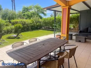 Modern Garden Apartment - WAT01 - Image 1