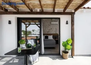 Lithos Suites by Premium Key - Image 1