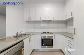 Cozy room in Cranbourne - Image 4