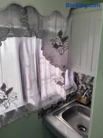 Little Palace BNB - Image 2