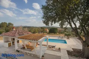 Villa Vuki - Image 2