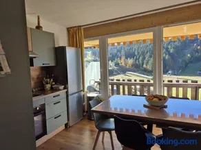 Charmant T2 rénové avec balcon au Lioran - Image 3